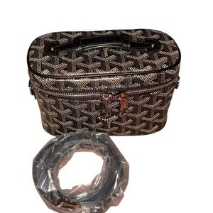 Fashion Lux Black and White Vanity Bag